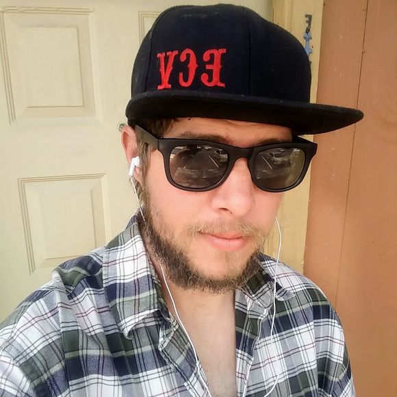 Meet your Posher, Jeff - Picture 1 of 1